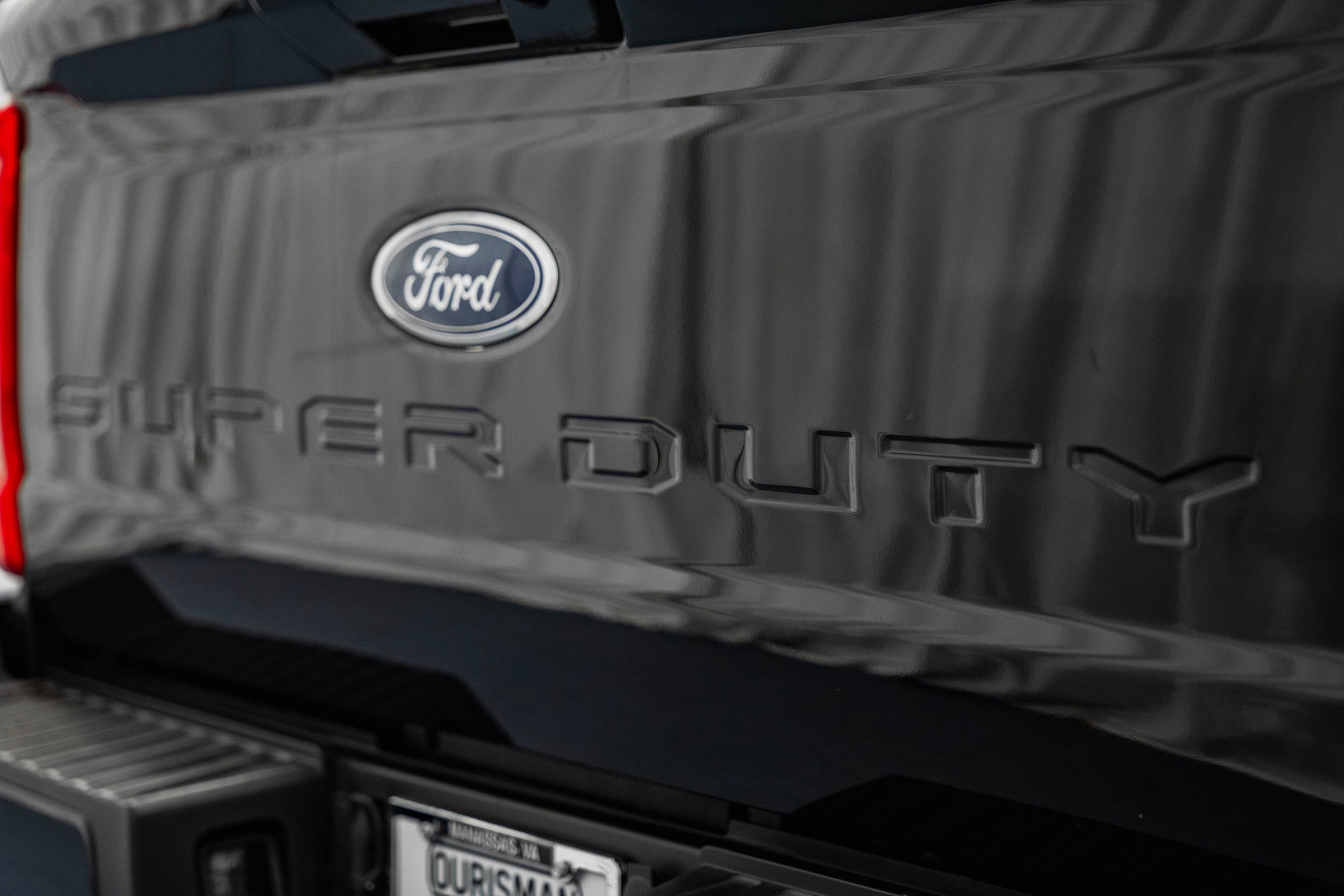 Used 2023 Ford F350 Lariat w/ Lariat Ultimate Package image 9