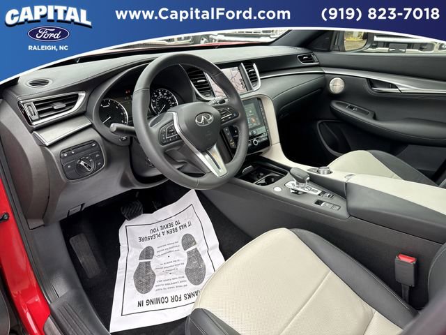 Used 2023 INFINITI QX55 Essential image 18