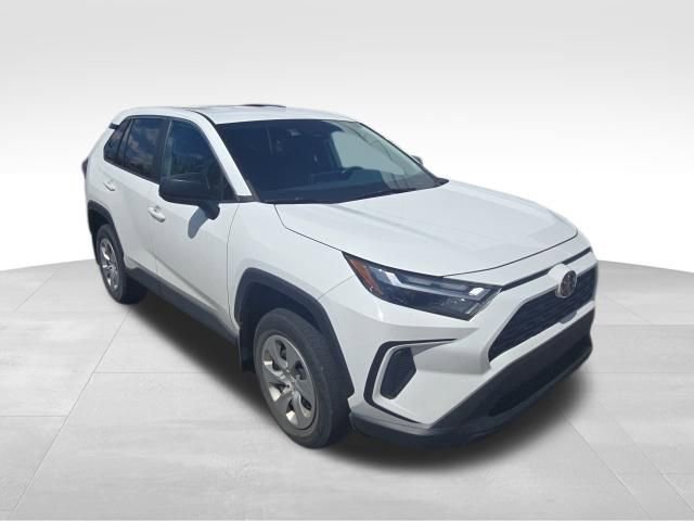 Used 2023 Toyota RAV4 LE image 13