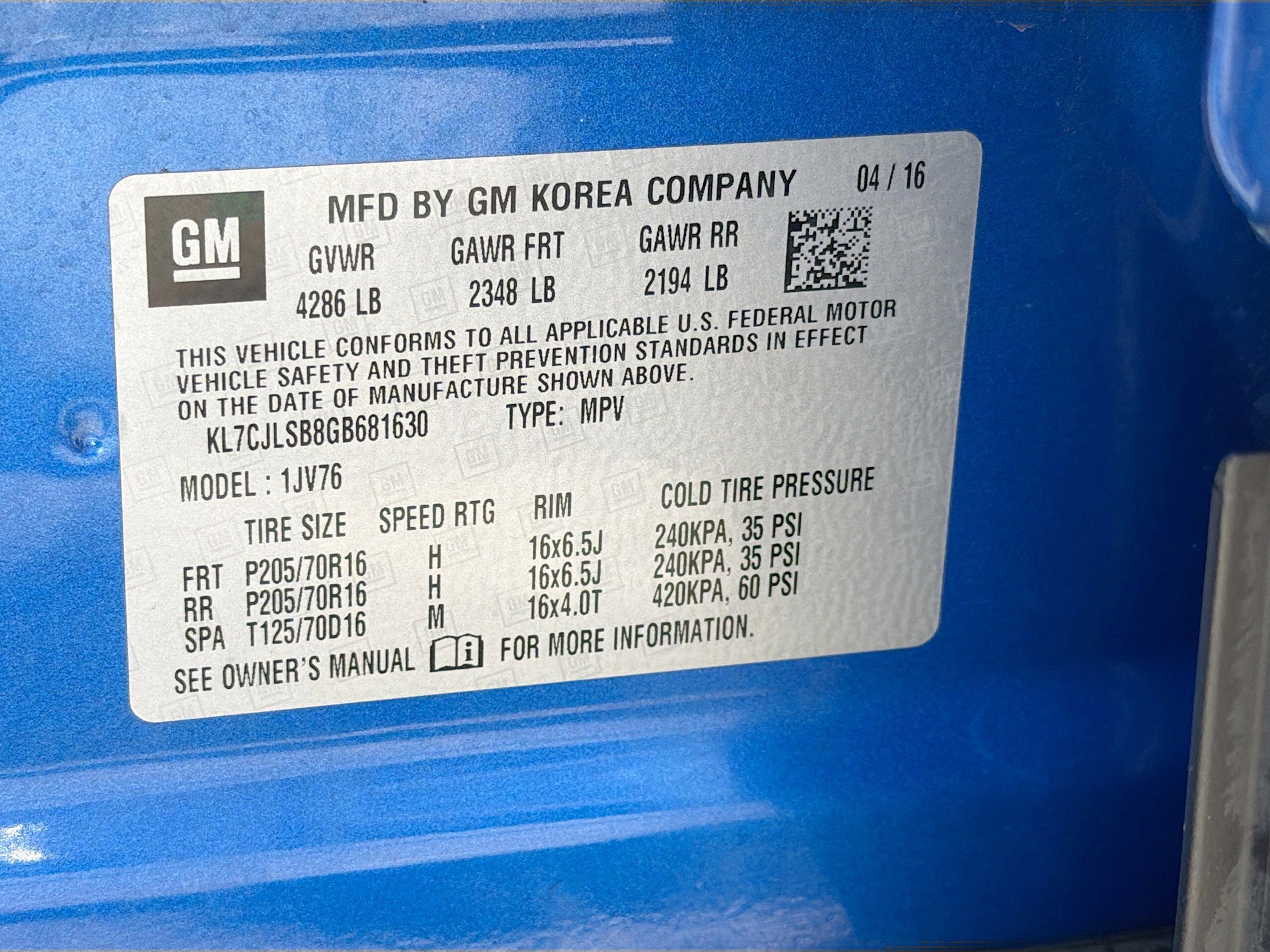 Used 2016 Chevrolet Trax LT w/ LT Sun and Sound Package FWD image 38