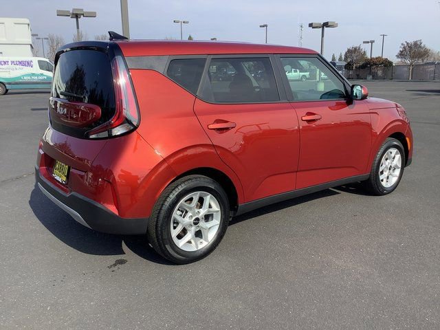 Used 2024 Kia Soul LX w/ Option Group 015 image 30