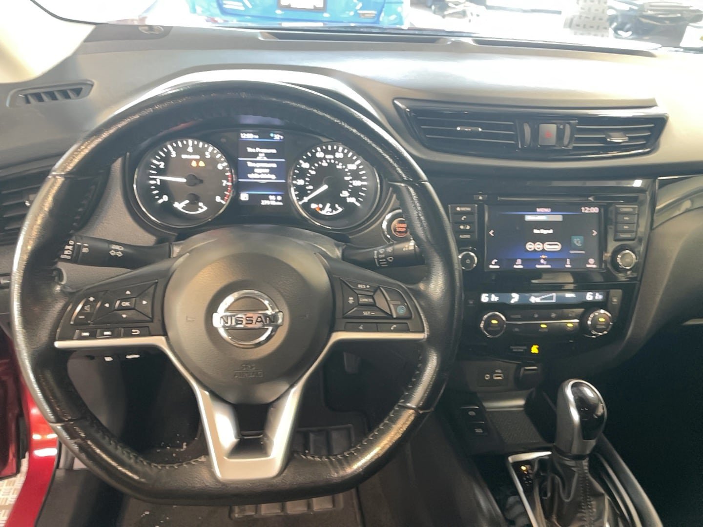 Used 2021 Nissan Rogue Sport SV w/ Technology Package AWD/4WD image 14