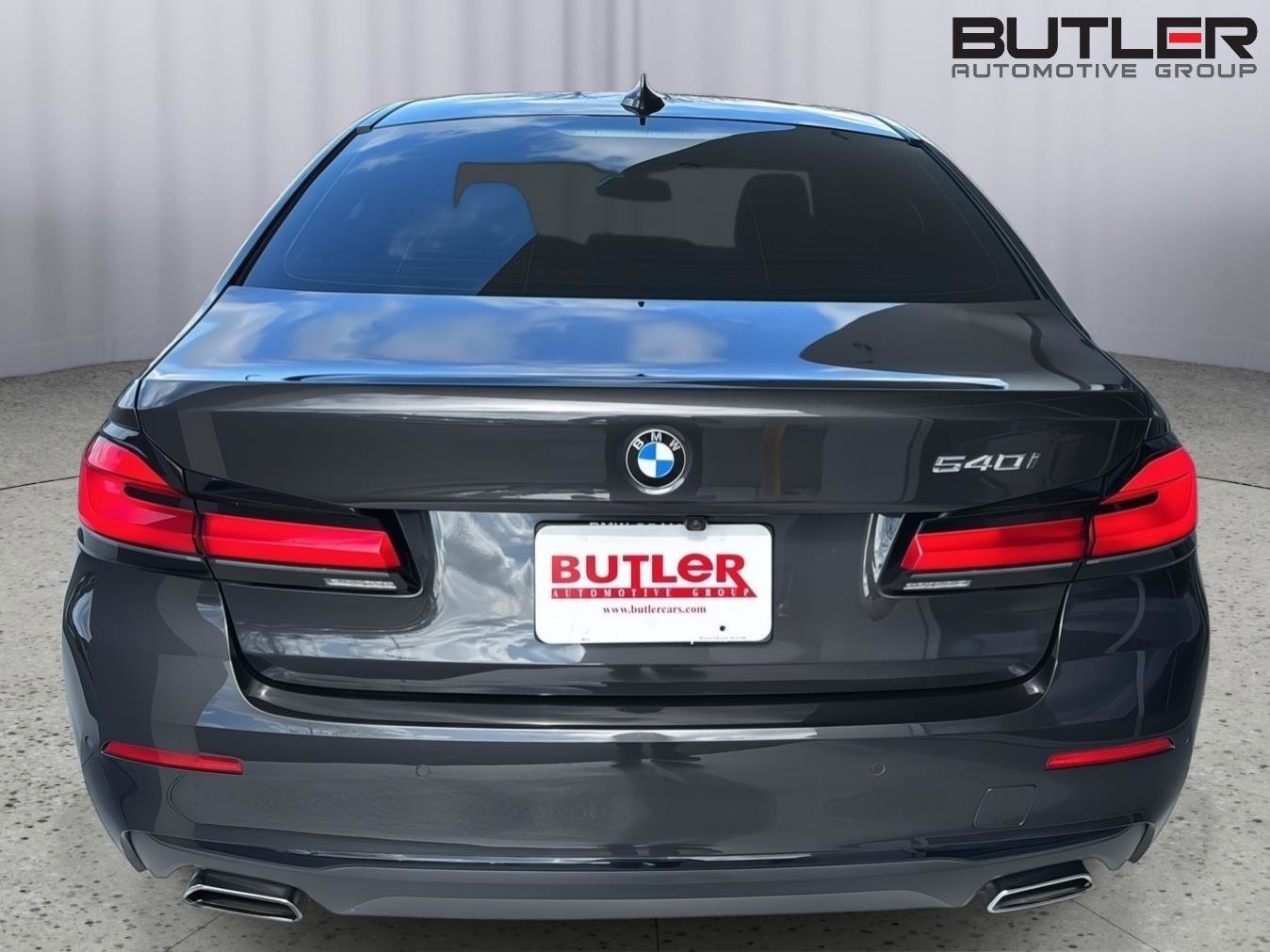 Used 2021 BMW 540i w/ M Sport Package RWD image 5