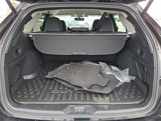 Certified 2023 Subaru Outback Limited image 28