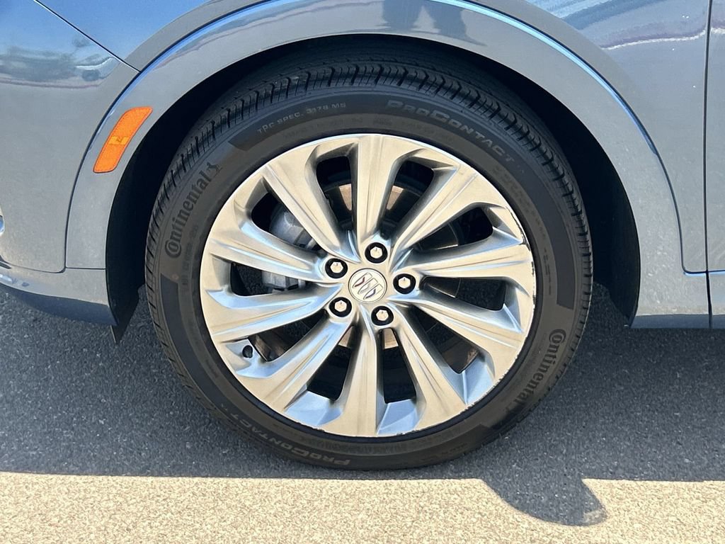 Used 2025 Buick Envista Avenir FWD image 34