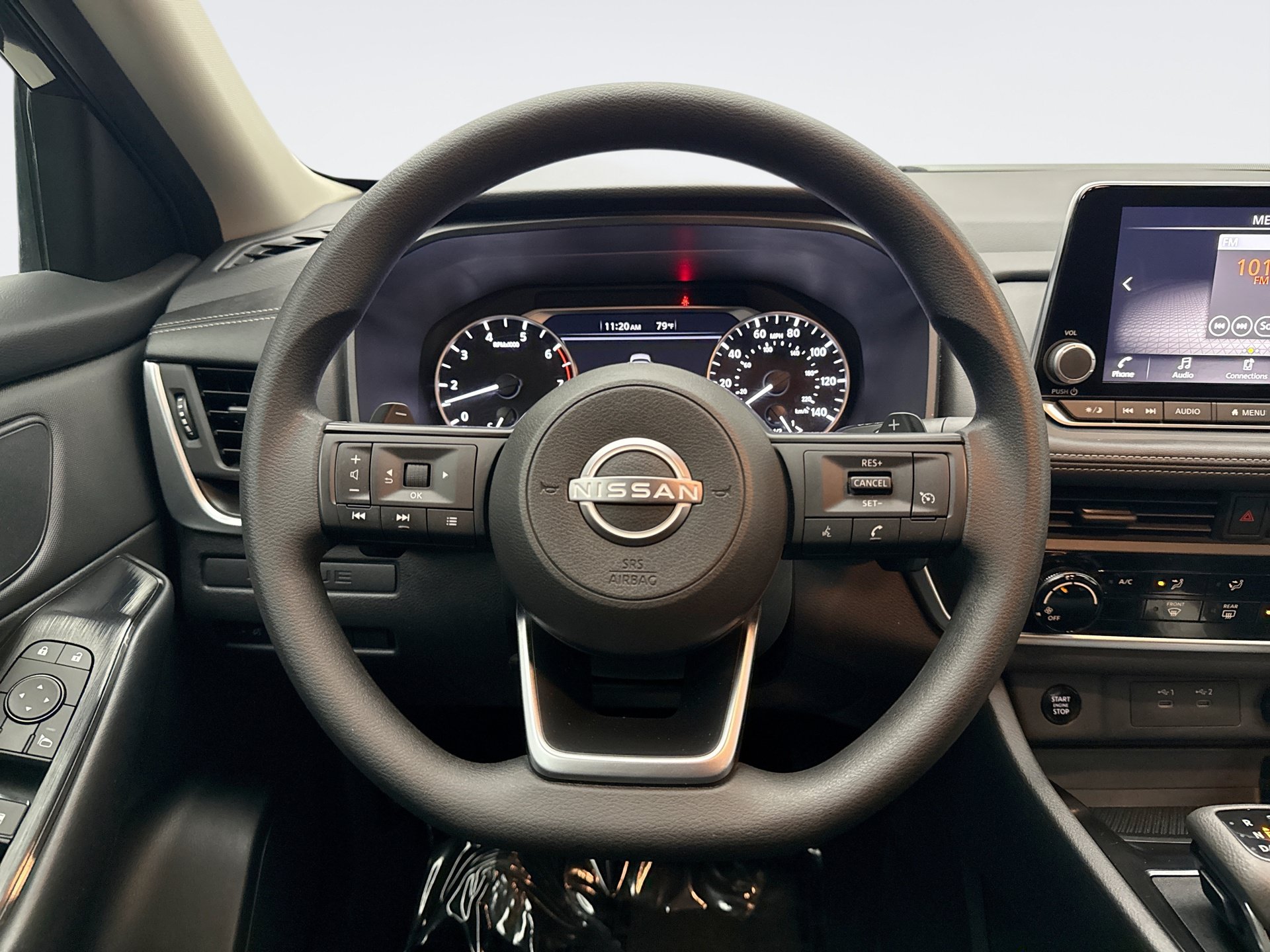 Used 2024 Nissan Rogue S AWD/4WD image 12