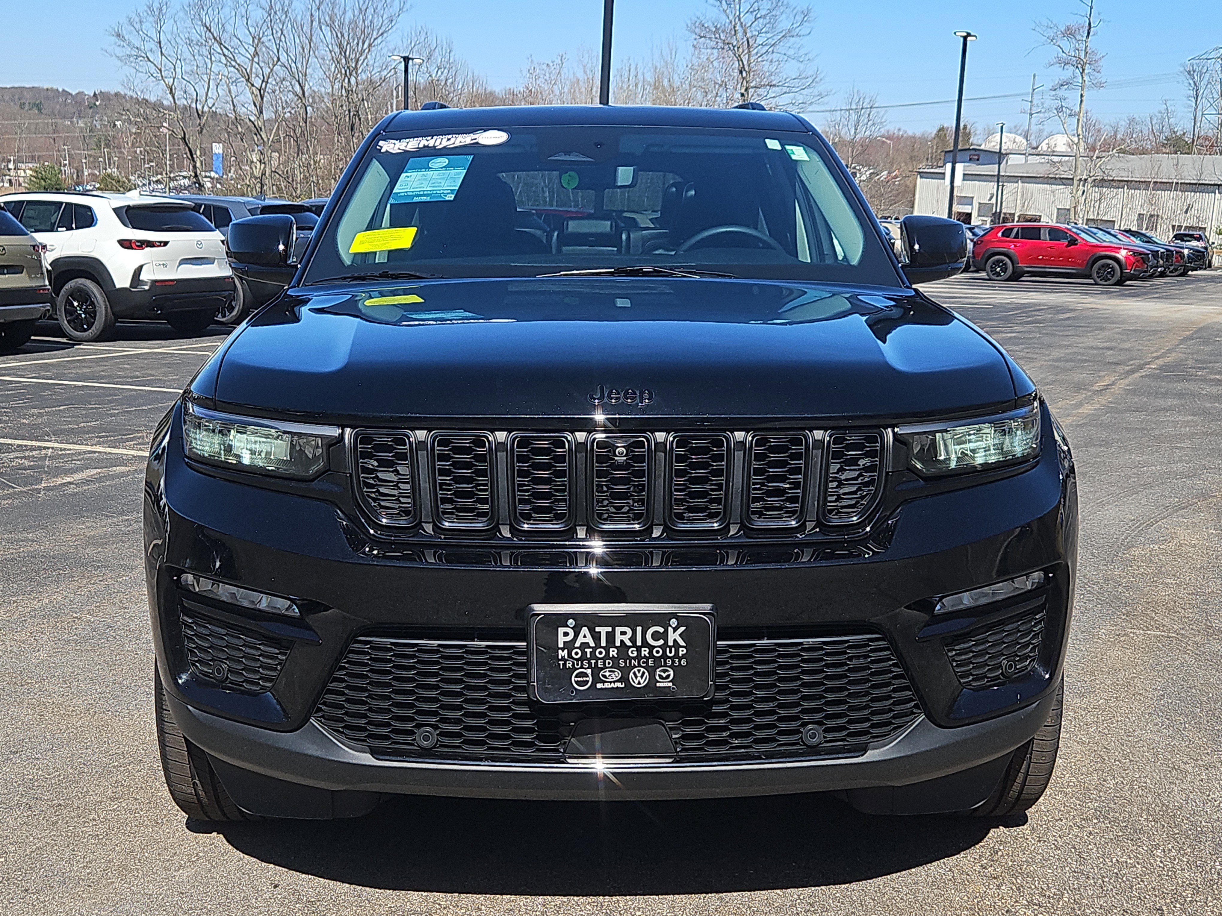 Used 2023 Jeep Grand Cherokee Limited w/ Luxury Tech Group II image 30