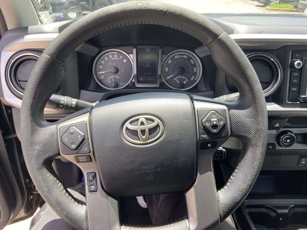 Used 2016 Toyota Tacoma SR5 w/ Towing Package RWD image 30