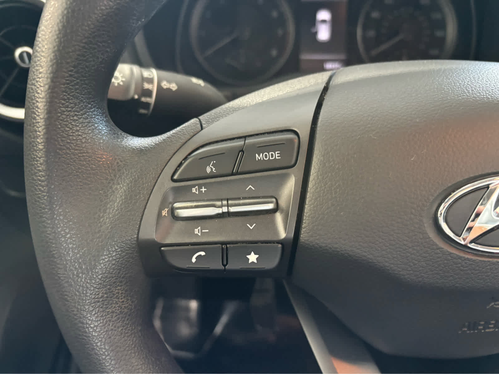 Used 2023 Hyundai Kona SEL w/ Cargo Package AWD/4WD image 12