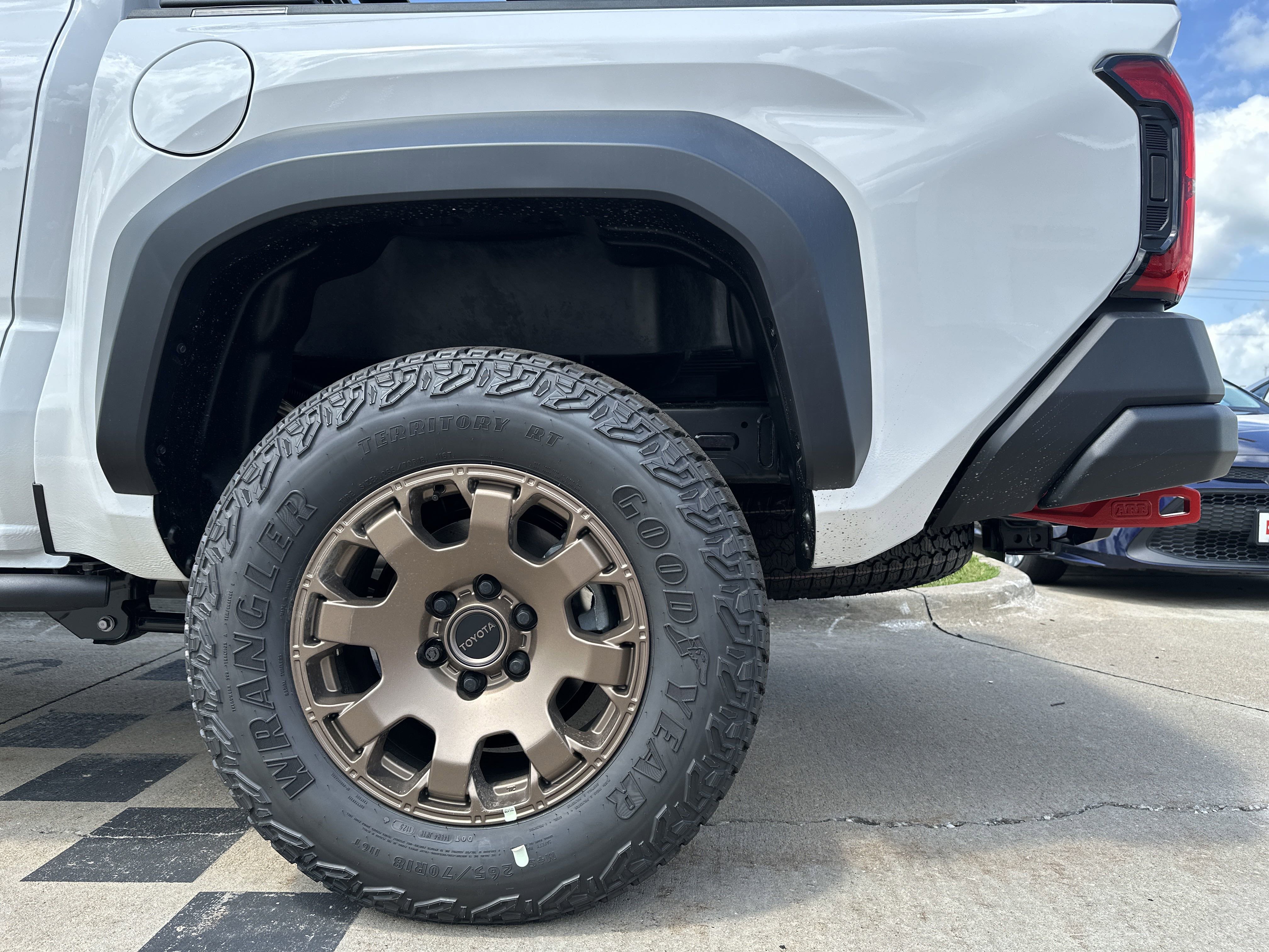 New 2025 Toyota Tacoma 4x4 Double Cab Hybrid image 27