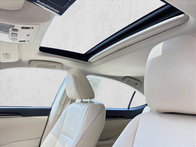 Used 2015 Lexus ES 350 w/ Luxury Package FWD image 14