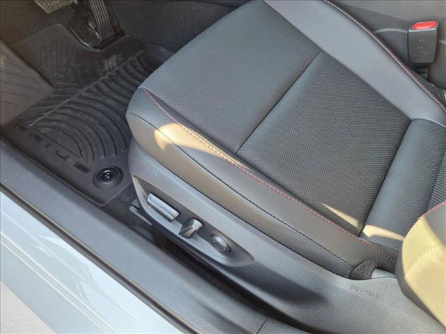 New 2026 Toyota Prius Plug-In Hybrid FWD image 4