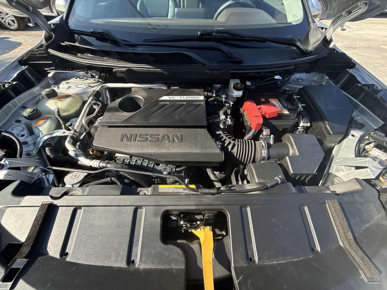 Used 2023 Nissan Rogue SV FWD image 12
