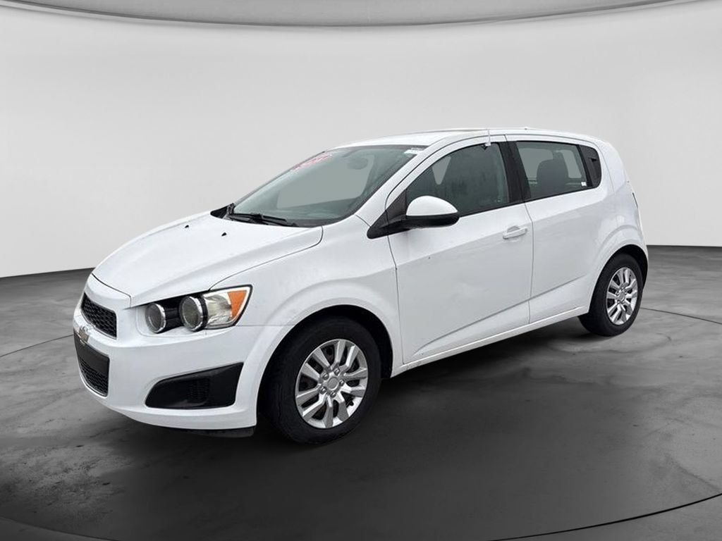 Used 2016 Chevrolet Sonic LS FWD image 5