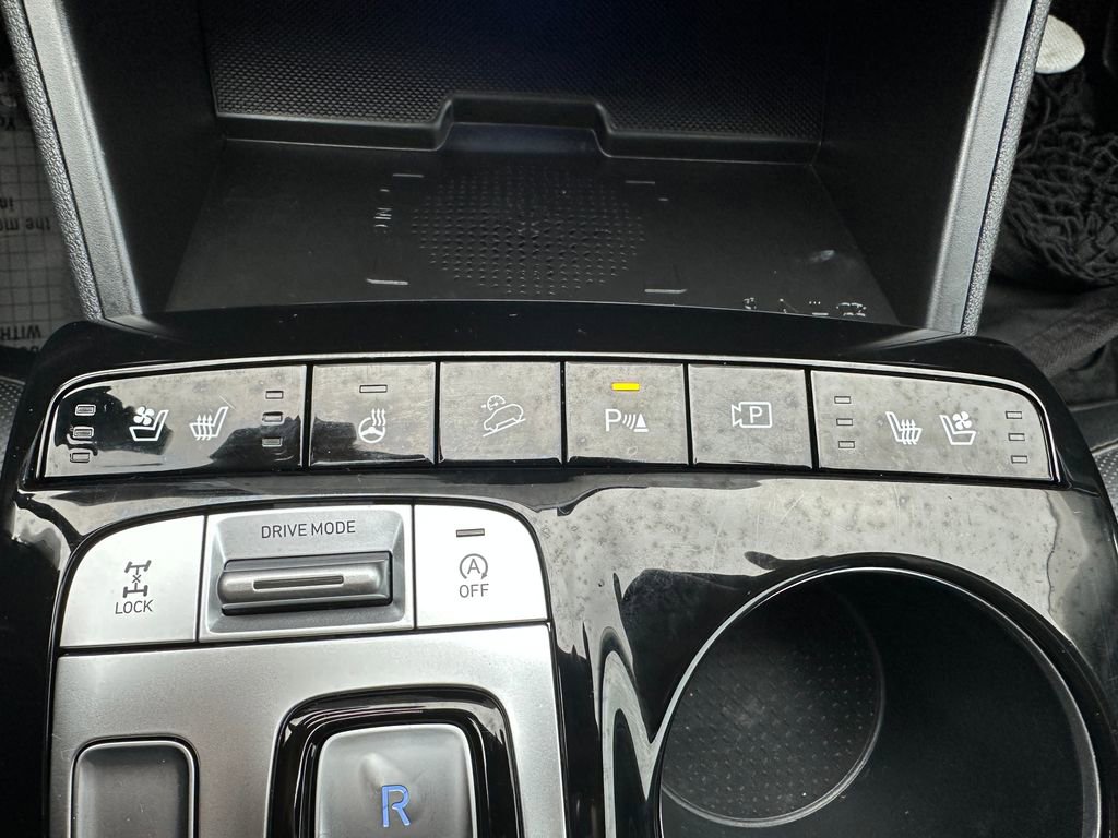 Used 2022 Hyundai Tucson Limited w/ Cargo Package image 18