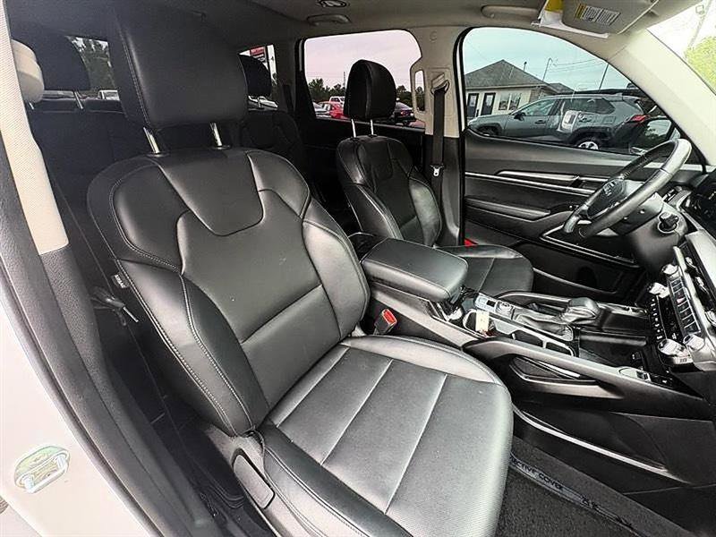 Used 2024 Kia Telluride S w/ S Sunroof Package AWD/4WD image 37