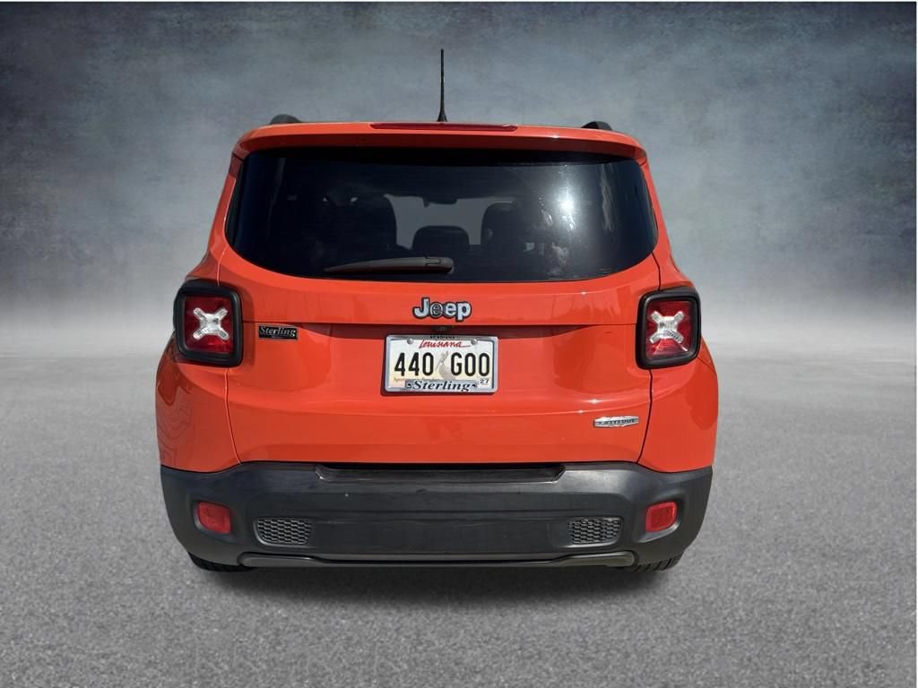 Used 2016 Jeep Renegade Latitude FWD image 6