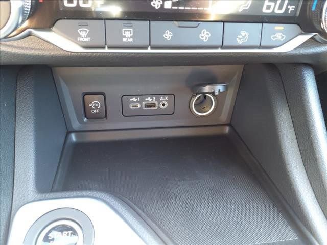 New 2025 Nissan Sentra SV w/ All-Weather Package image 15