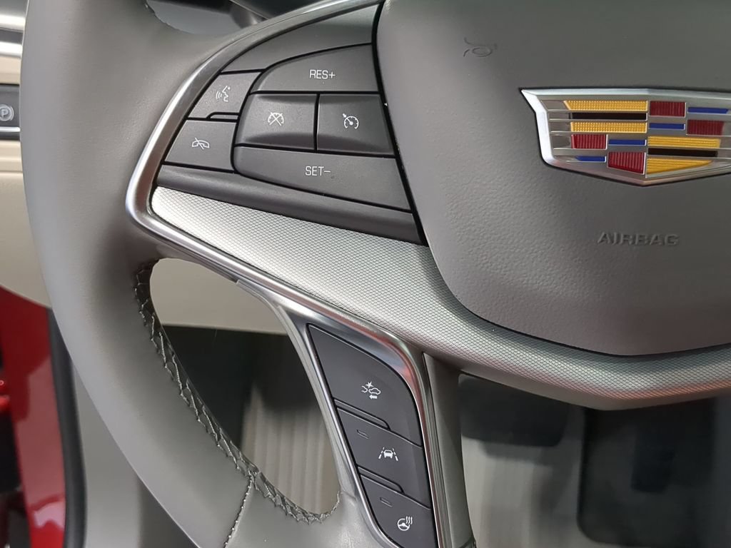 Used 2025 Cadillac XT5 Premium Luxury AWD/4WD image 29