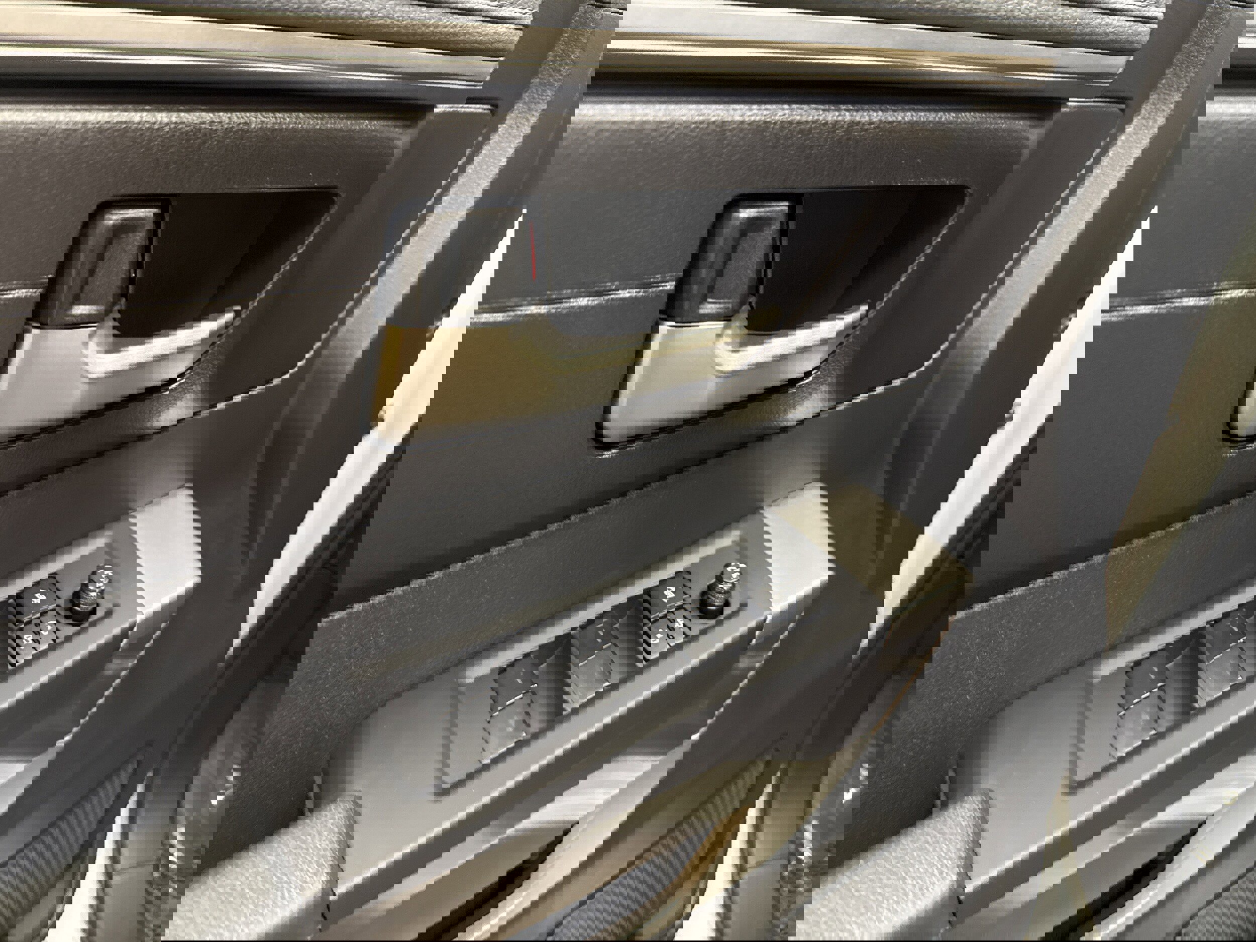 Used 2022 Toyota Tundra SR5 w/ SR5 Premium Package image 25