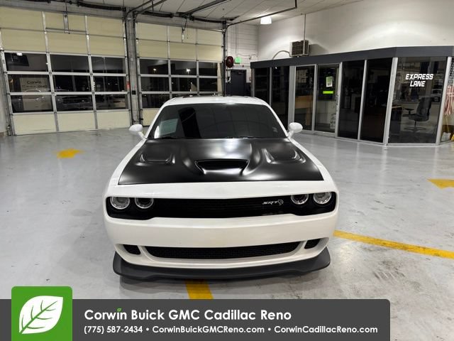 Used 2016 Dodge Challenger SRT Hellcat RWD image 3