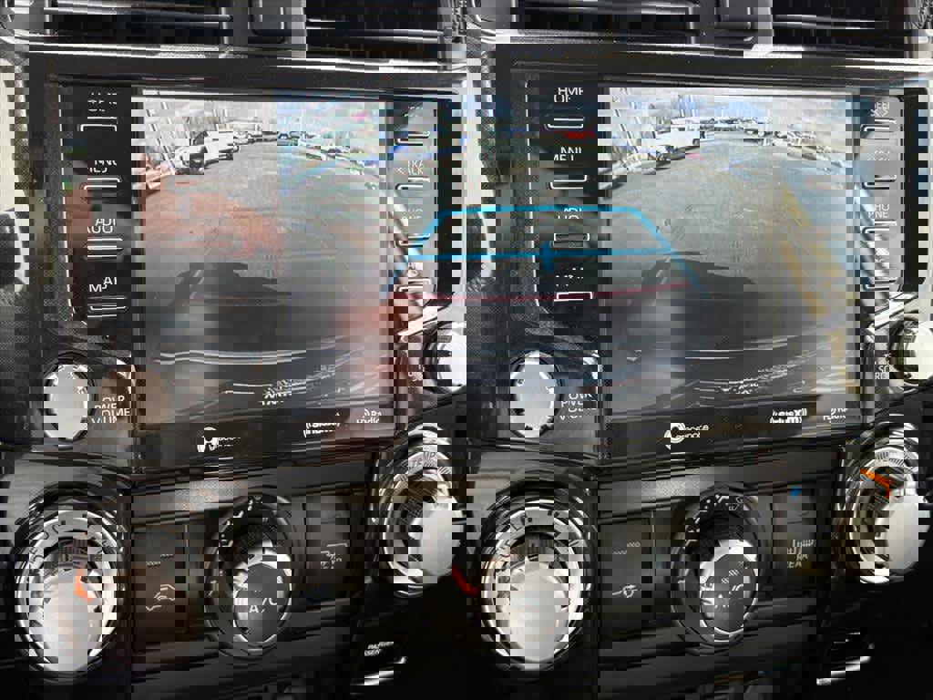 Used 2024 Toyota 4Runner TRD Off-Road Premium image 13