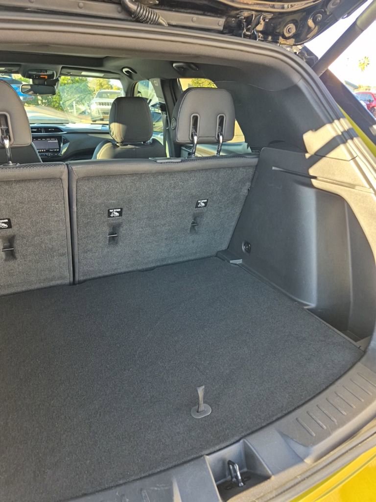 Used 2023 Chevrolet TrailBlazer RS w/ Sun and Liftgate Package FWD image 53