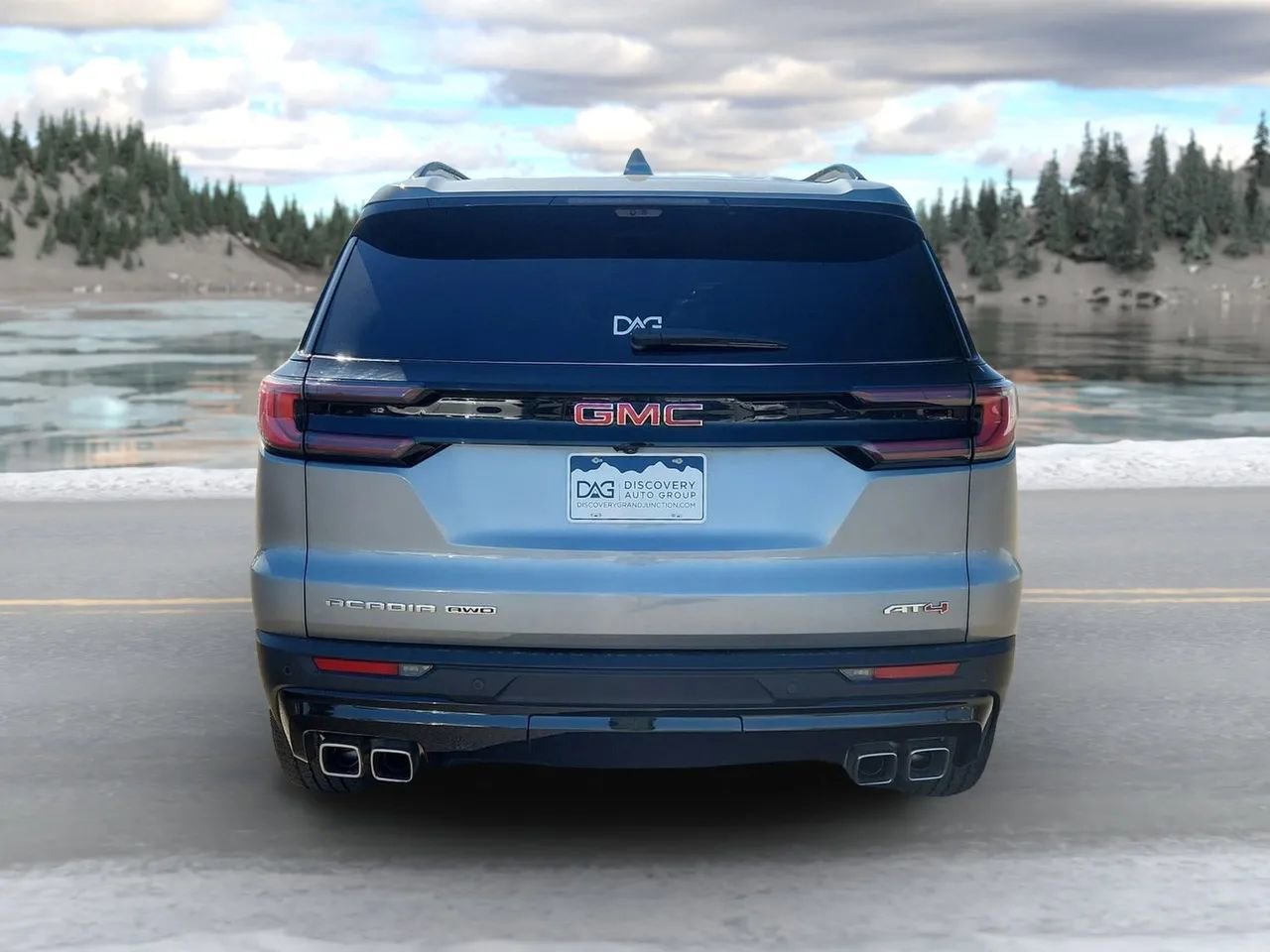 Used 2024 GMC Acadia AT4 w/ Super Cruise Package image 6