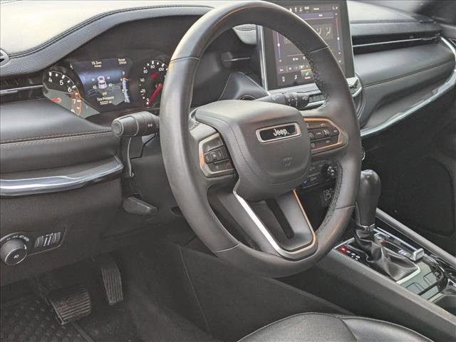 Used 2023 Jeep Compass Limited image 8
