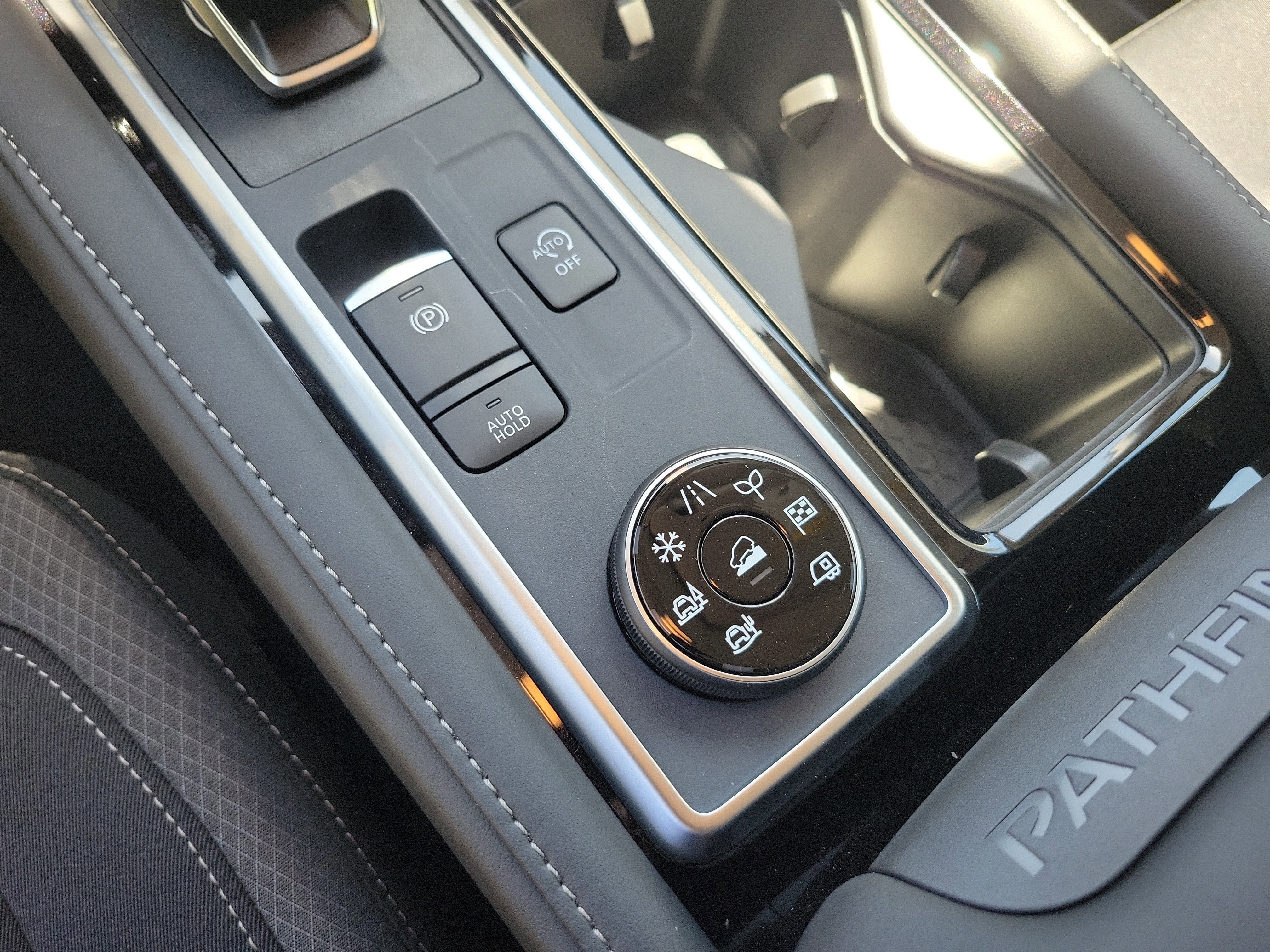 New 2026 Nissan Pathfinder SV AWD/4WD image 20