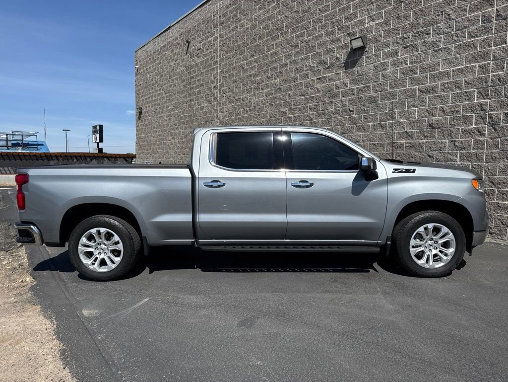 Used 2023 Chevrolet Silverado 1500 LTZ AWD/4WD image 5