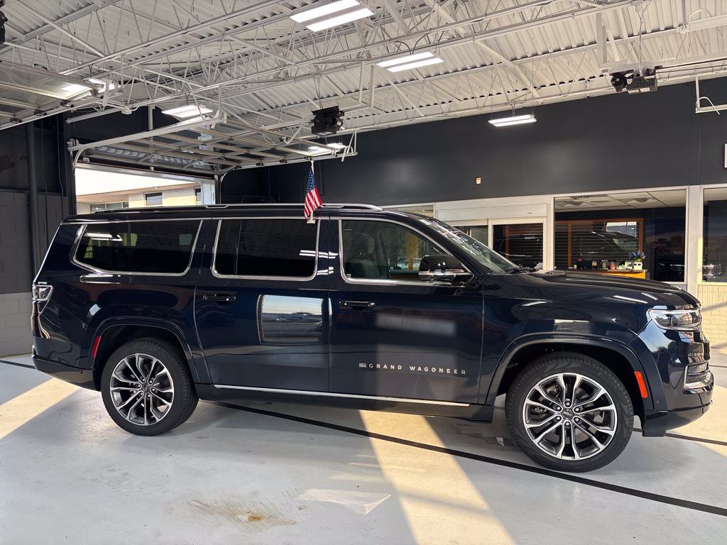 New 2024 Jeep Grand Wagoneer L Series III w/ Rear Seat Video Group 1 AWD/4WD image 8
