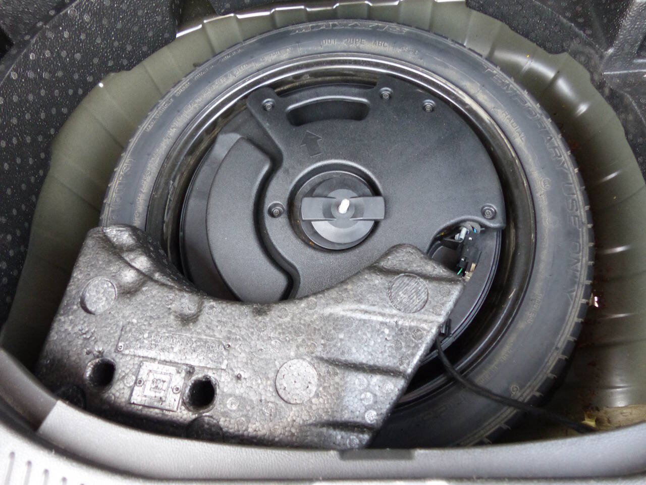 Used 2019 Buick Encore Preferred FWD image 19