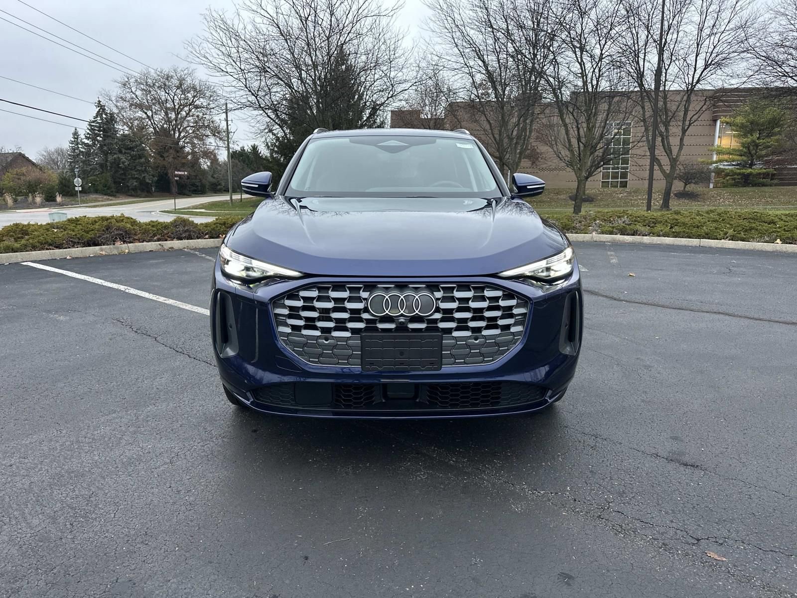 New 2025 Audi Q5 Premium Plus image 2