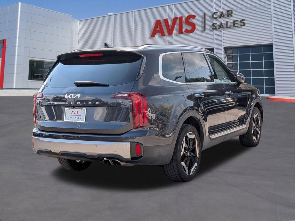 Used 2025 Kia Telluride S image 6