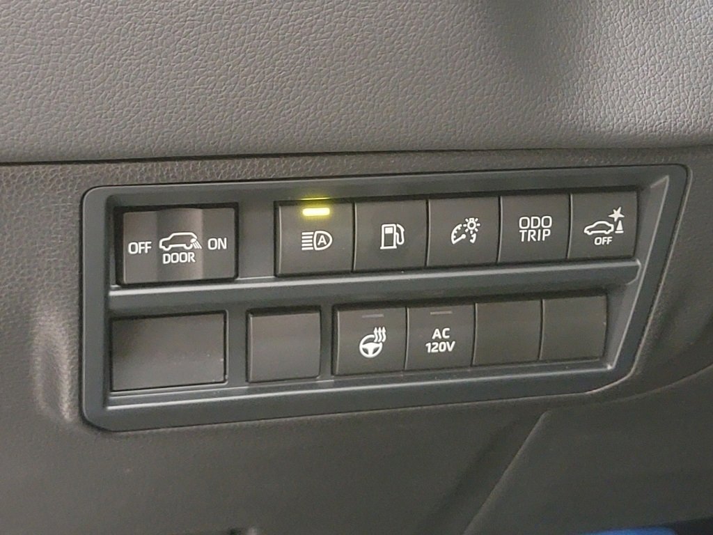 Used 2024 Toyota Sequoia Limited image 10