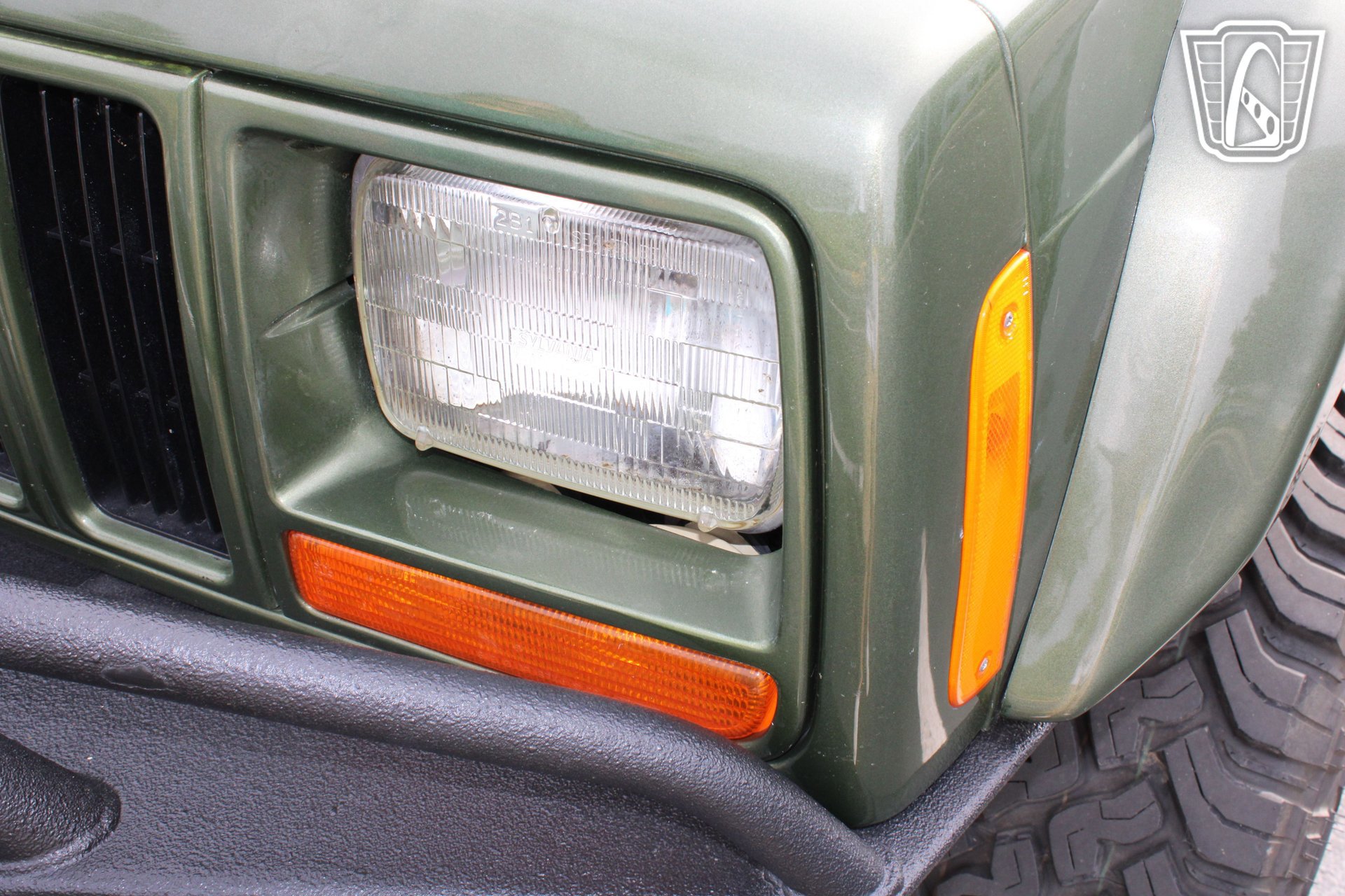 Used 1990 Jeep Comanche 2WD image 33