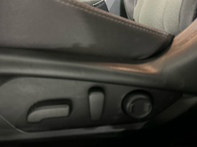 Used 2025 Subaru Crosstrek 2.5i Premium image 11