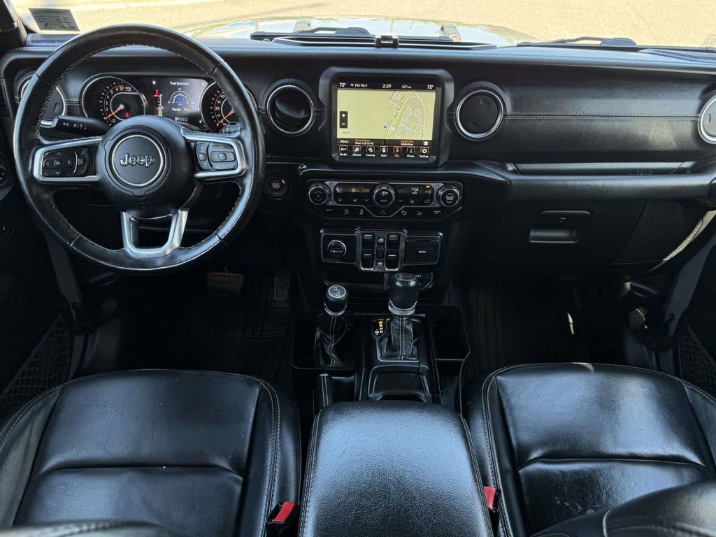 Used 2021 Jeep Wrangler Unlimited Sahara image 3
