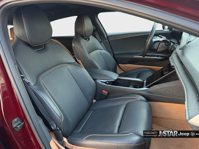 Used 2025 Lucid Air Touring AWD/4WD image 12
