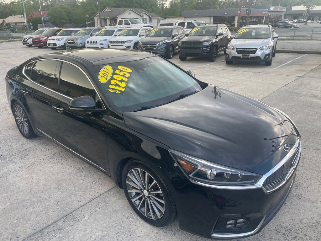 Used 2017 Kia Cadenza Technology FWD image 4
