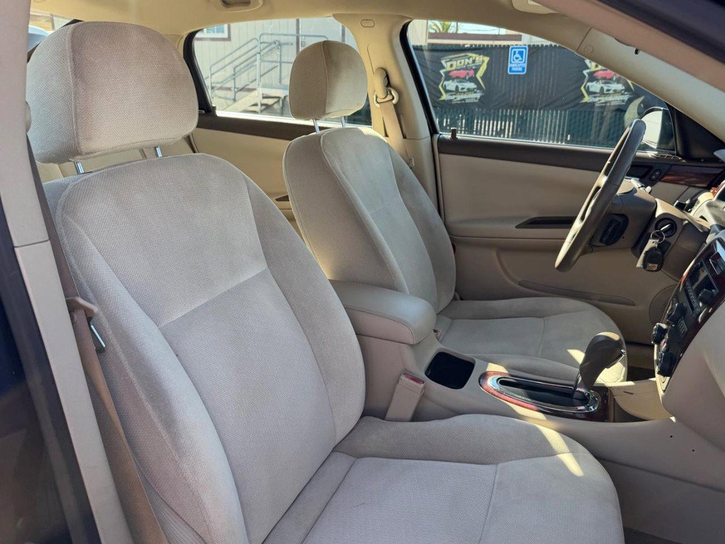 Used 2007 Chevrolet Impala LT w/ Preferred Equipment Group image 22