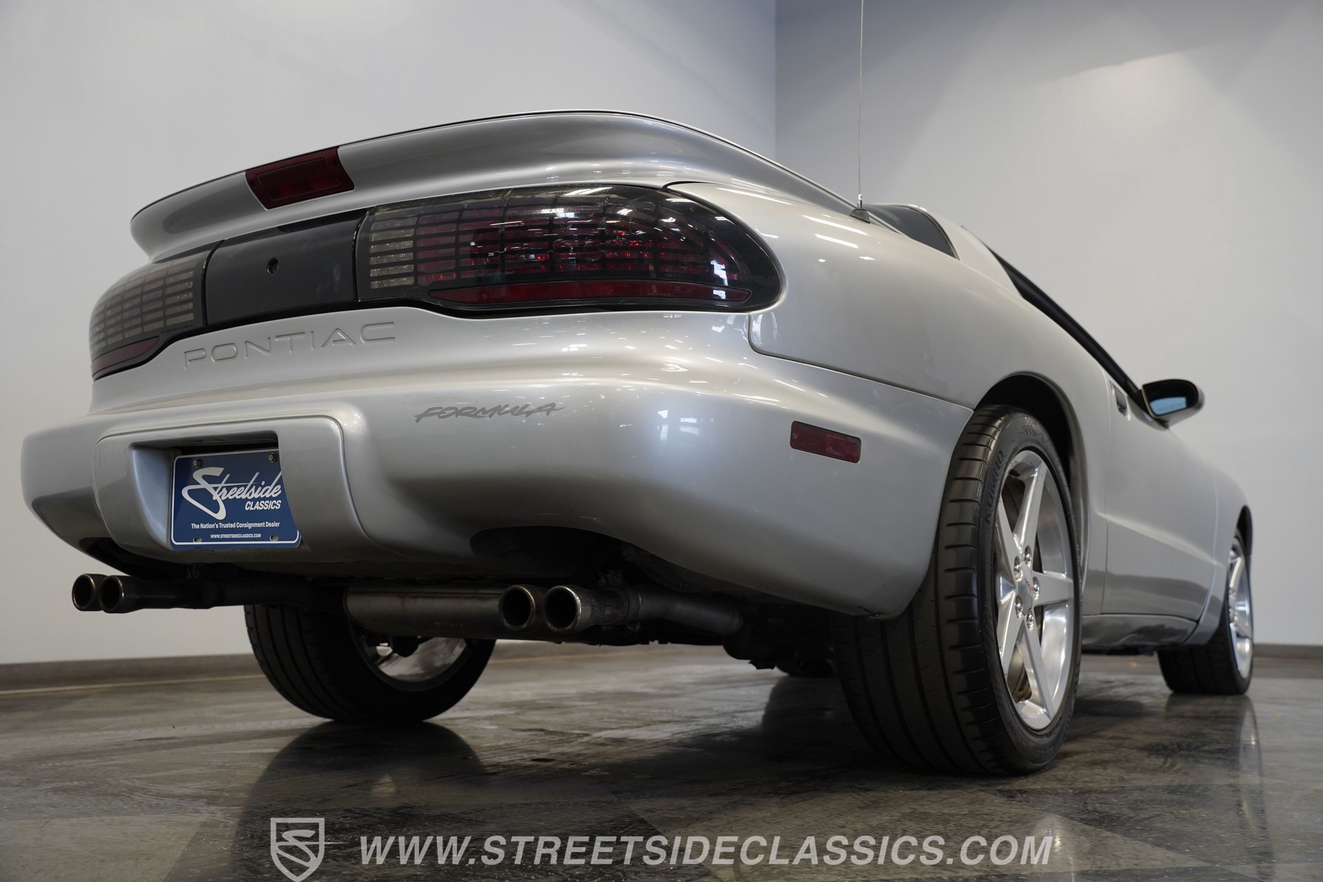 Used 1997 Pontiac Firebird Formula w/ Opt Pkg RWD image 30