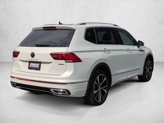 Used 2024 Volkswagen Tiguan SEL R-Line AWD/4WD image 5