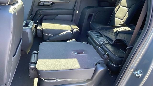 New 2026 Chevrolet Suburban Premier w/ Sun And Tow Package image 12