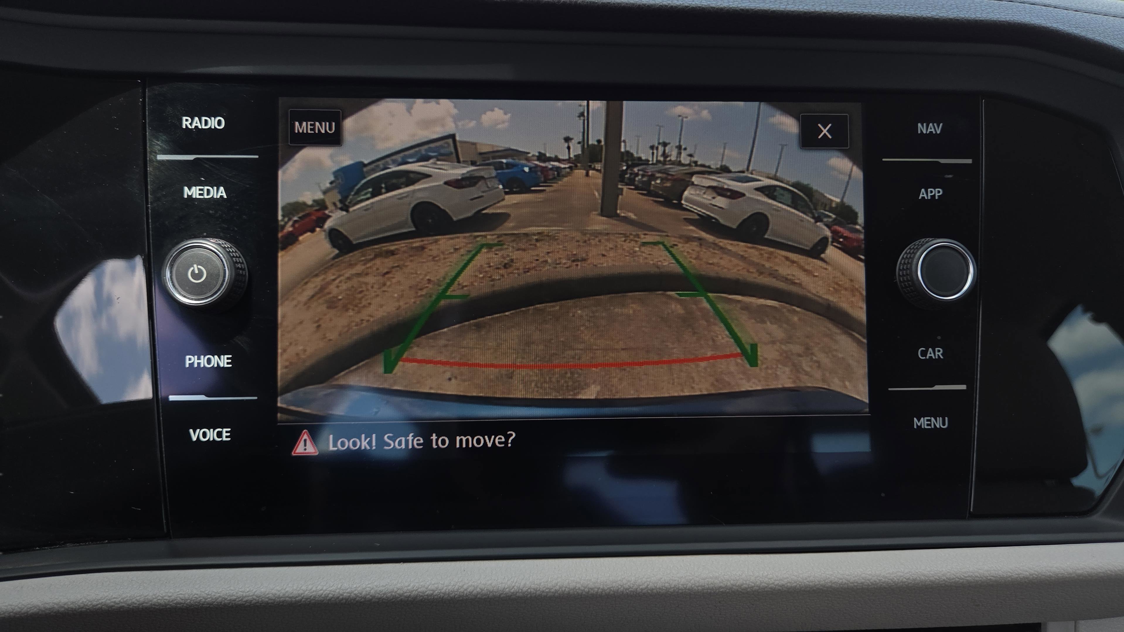 Used 2020 Volkswagen Jetta SEL Premium FWD image 31