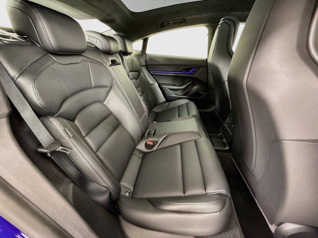 Certified 2025 Porsche Taycan RWD image 28