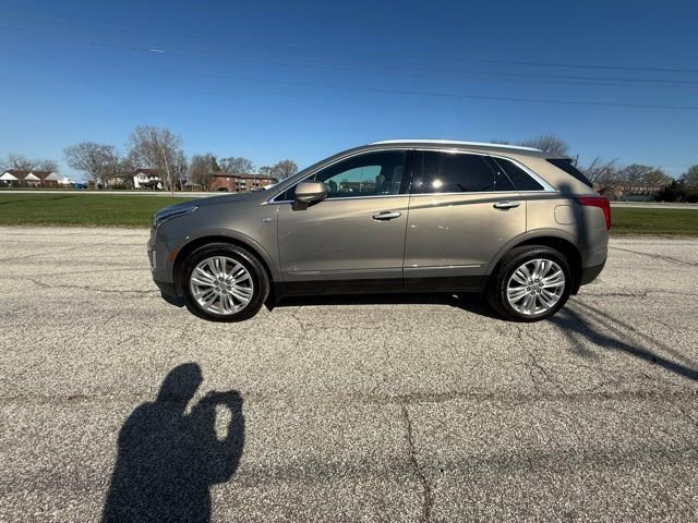 Used 2017 Cadillac XT5 Premium Luxury FWD image 8