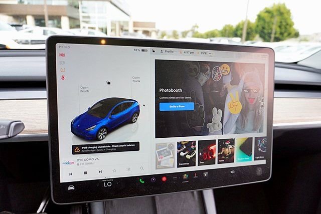 Used 2024 Tesla Model Y Long Range image 34