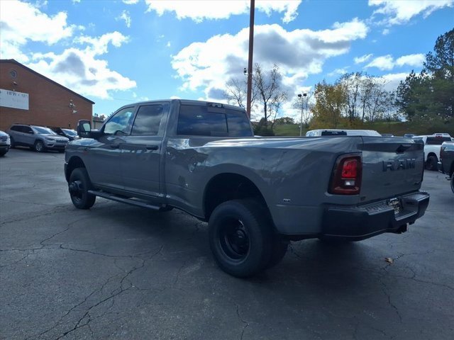 New 2026 RAM 3500 Tradesman image 4